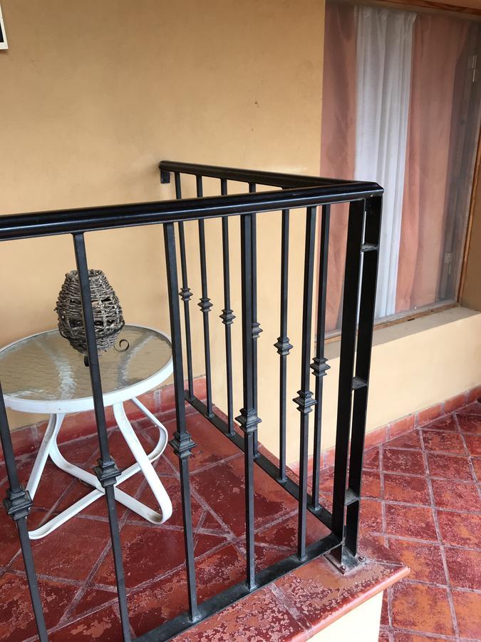 Hotel El Colonial エクステリア 写真